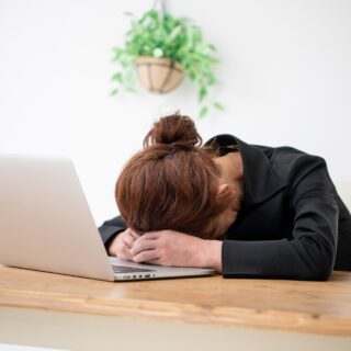 「休んだのに疲れてる…」GW明けに増える身体の不調とは？