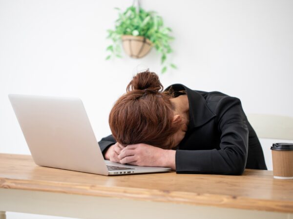 「休んだのに疲れてる…」GW明けに増える身体の不調とは？